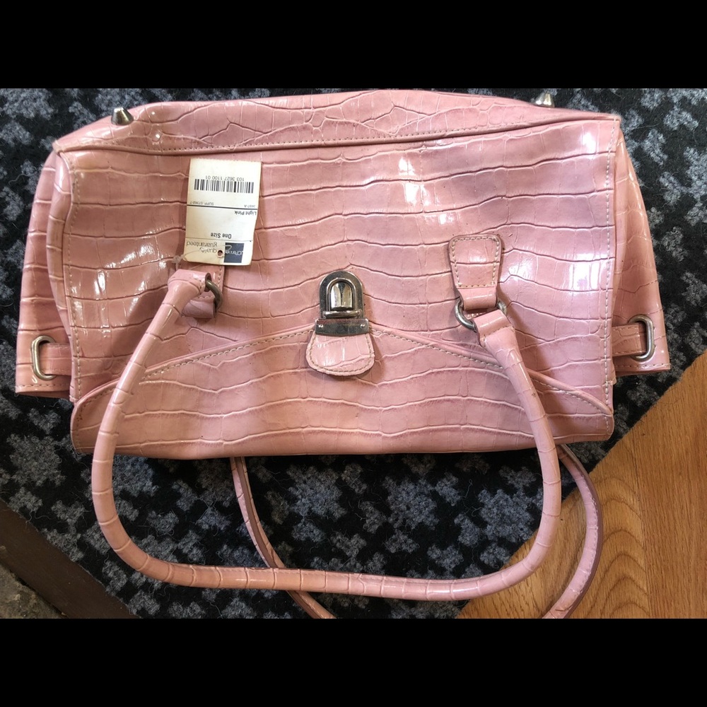 Still has tag never used